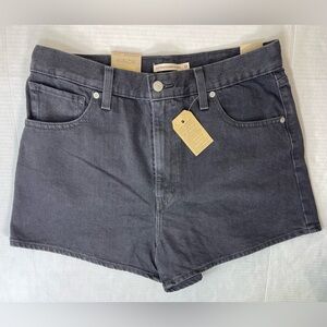 NWT Levi's High-Waisted Mom Jean Faded Black Casual Denim Shorts Women’s Size 32